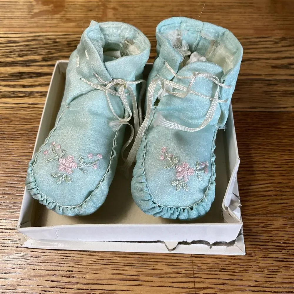 Vintage Hand Made Baby Booties Floral Embroidered Blue/Green Lace Up